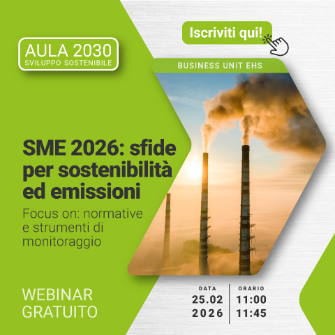 Immagine di tre ciminiere che stanno fumando con lo sfondo di un cielo all'alba, simbolo del webinar gratuito EHS di Lifeanalytics sullo SME 2026 sfide per sostenibilità ed emissioni, normative e strumenti di monitoraggio