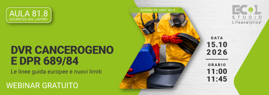 Immagine di operatori con tute protettive, maschere respiratorie e guanti durante la gestione di sostanze chimiche, simbolo del webinar gratuito Ecol Studio_Lifeanalytics Business Unit EHS dedicato al DVR Cancerogeno e al DPR 689/84, con focus sulle linee guida europee e sui nuovi limiti.