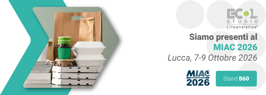 Immagine di una serie di packaging alimentari in carta e cartone come contenitori per pizza, per panini, bibite, sacchetti per cibo d'asport