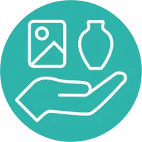 Icona stilizzata con una mano che sorregge un’opera pittorica e un reperto, simbolo dei servizi Lifeanalytics dedicati alla diagnostica non invasiva e micro-invasiva su opere d’arte, finalizzata allo studio dei materiali, delle superfici pittoriche e dei manufatti storico-artistici attraverso tecniche avanzate come XRF portatile e diagnostica d’immagine